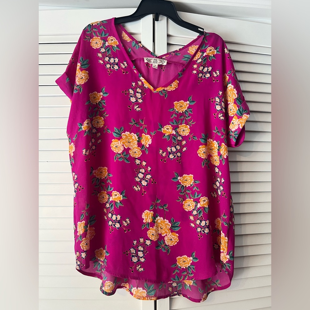 Floral V-Neck Juniors Blouse